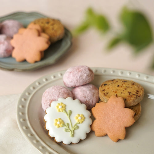 クッキー専門店ｃｈｅｚ－ｍｏｉ様　　③オーダー専用ページ COOKIE BOX COLORIS （クッキーボックスクロリ） ｜Atelier10mois