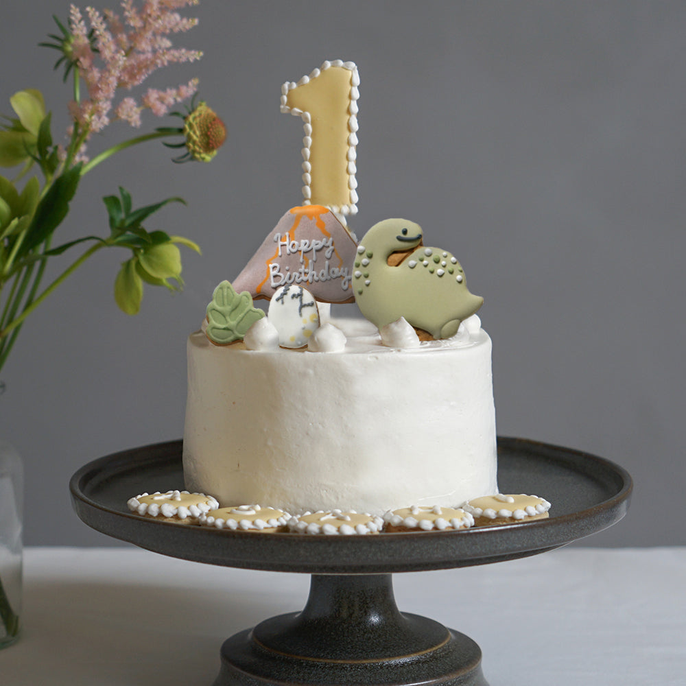 バースデーケーキ　１歳の誕生日　クッキーボックス　ハーフバースデー　恐竜
